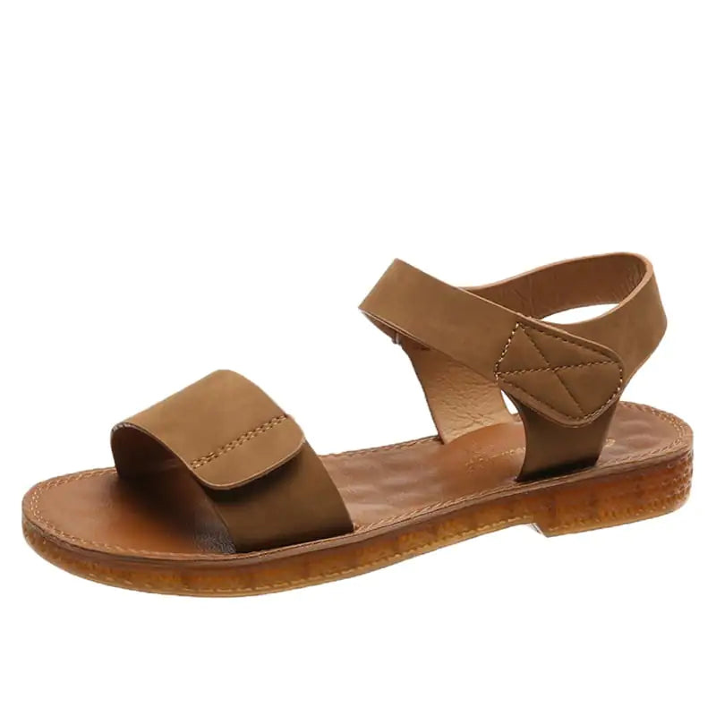 Tendon Sole Flat Sandals for Comfort and Style